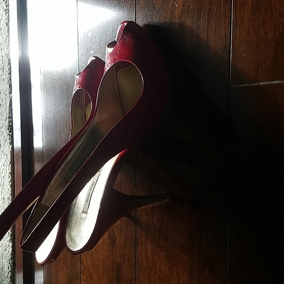 Shoes - Picture 5 of 5